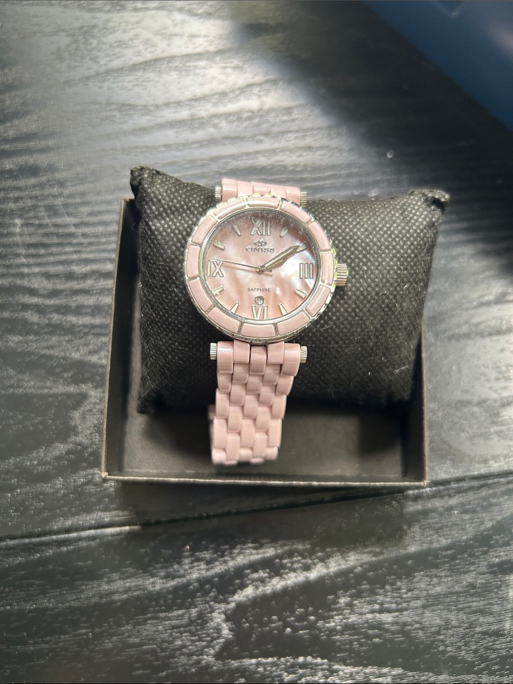 Women’s Pink Ceramic Bracelet Watch - Oniss Paris with new battery - Picture 2 of 4